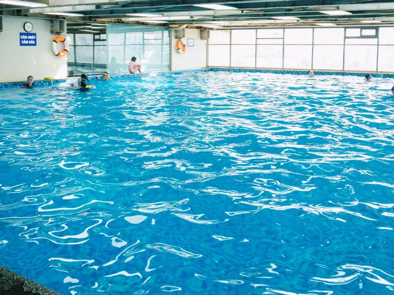 Bể bơi tại Kickfit Pool 286 Nguyễn Xiển